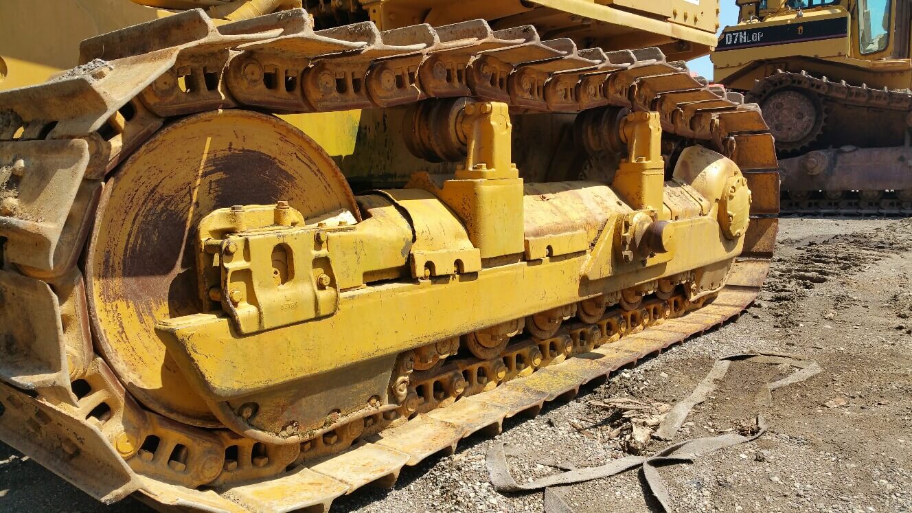 Cat D G Bulldozer With Standard Blade Dawood Ahmed Co