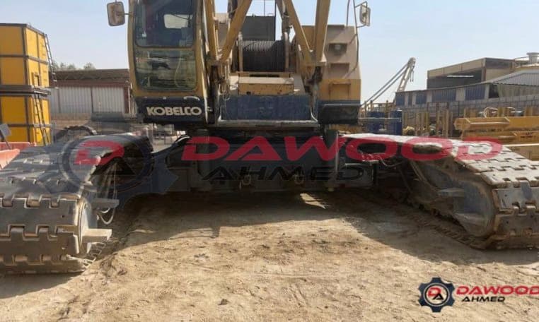 Kobelco 7100 Crawler Crane Year: 1997 Capacity: 100 tons