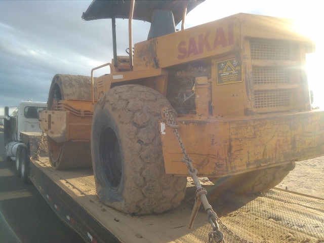 Sakai SV91TF Single Drum Compactor — photo 4