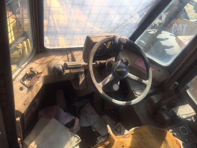 CAT 950B Wheel Loader — photo 8