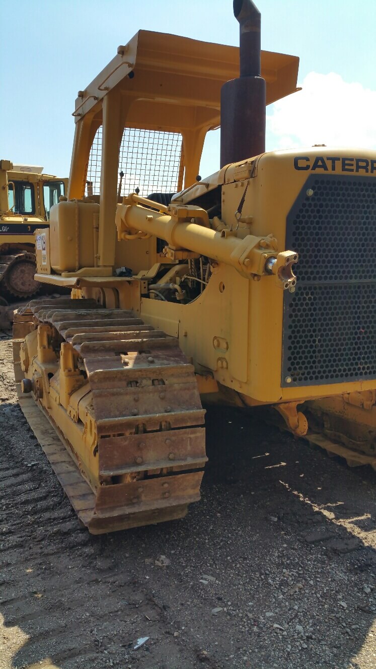 CAT D7G Bulldozer with Standard Blade — photo 6