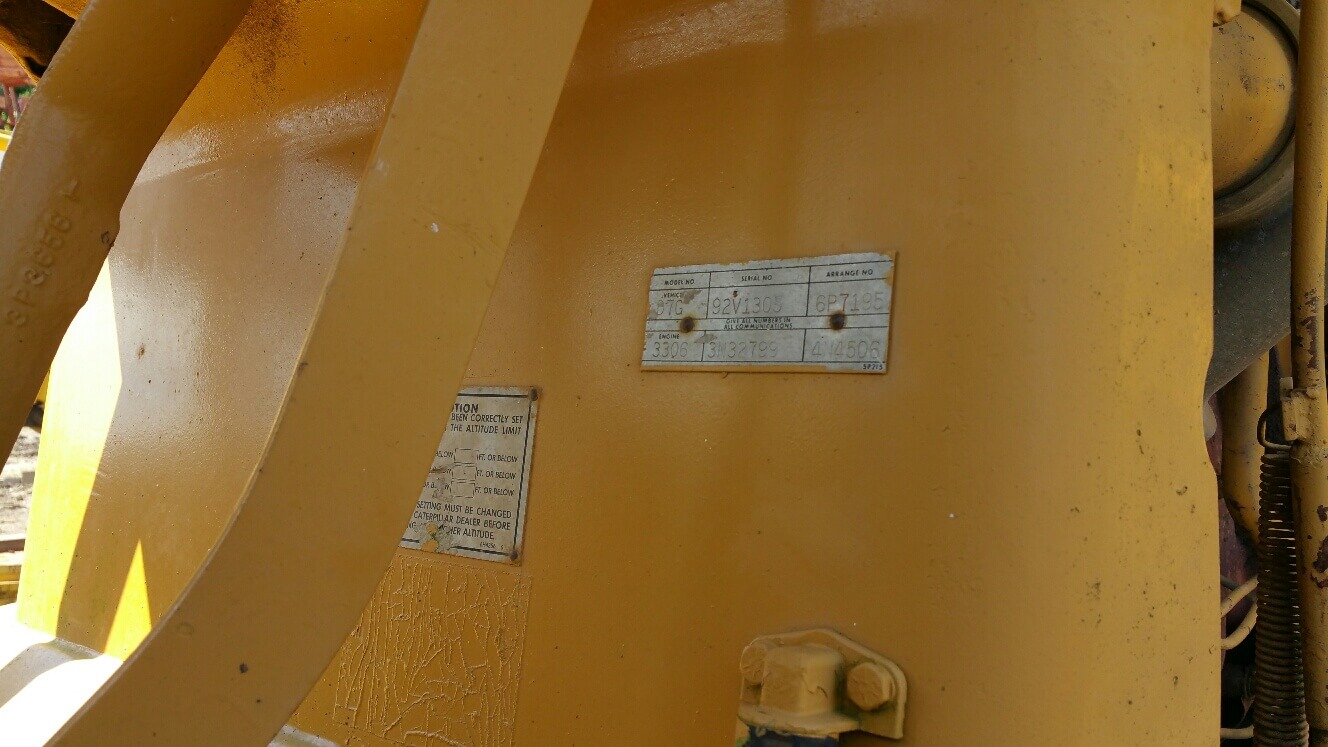 CAT D7G Bulldozer with Standard Blade — photo 10