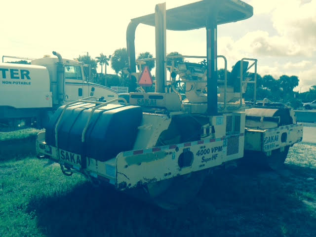 Sakai SW850 Year: 2005 Single Drum Tandem Roller — photo 3