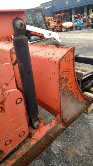 Hamm 2422 PadFoot Single Drum Compactor — photo 2