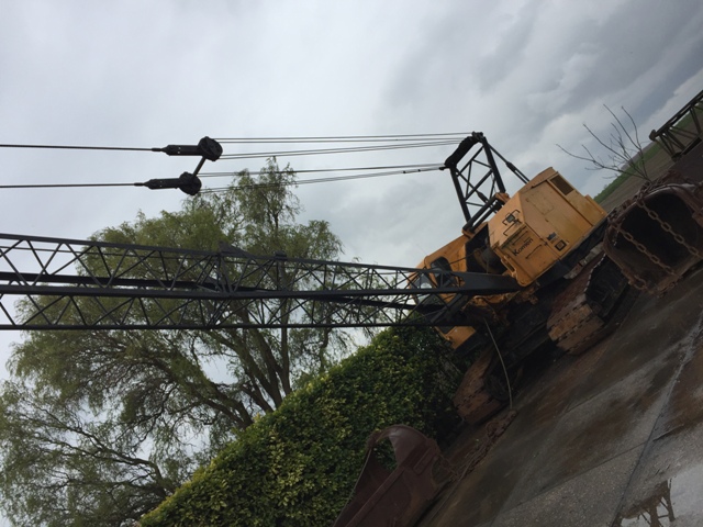 American 597 Crawler Crane — photo 2