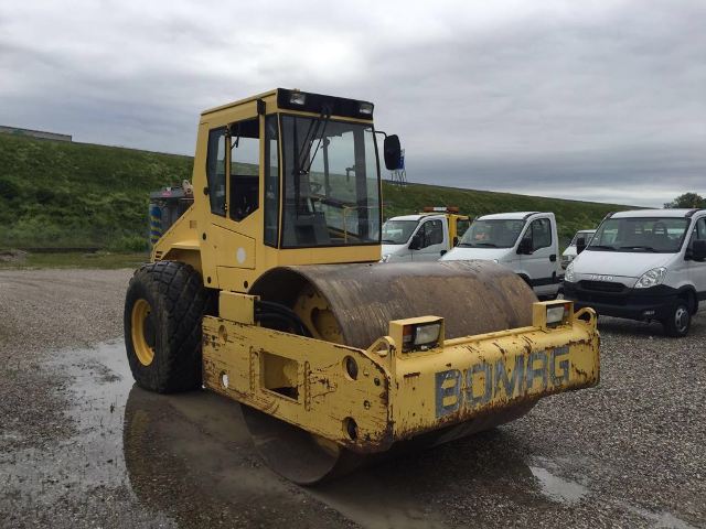 Bomag BW211D-3 Single Drum Compactor Year: 2000 - AVAILABLE FOR SALE !!!!! — photo 2