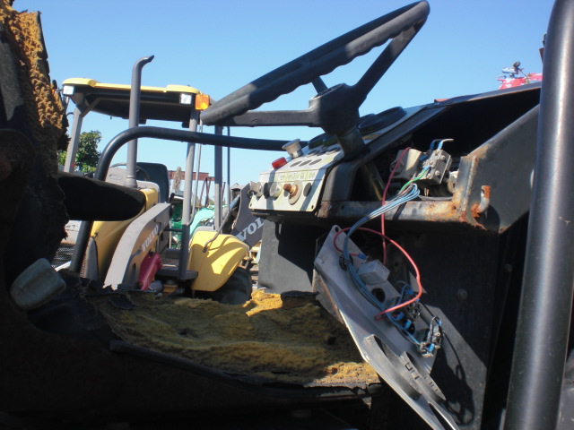 Dynapac CA151D Year: 1994 Single Drum Compactor — photo 4