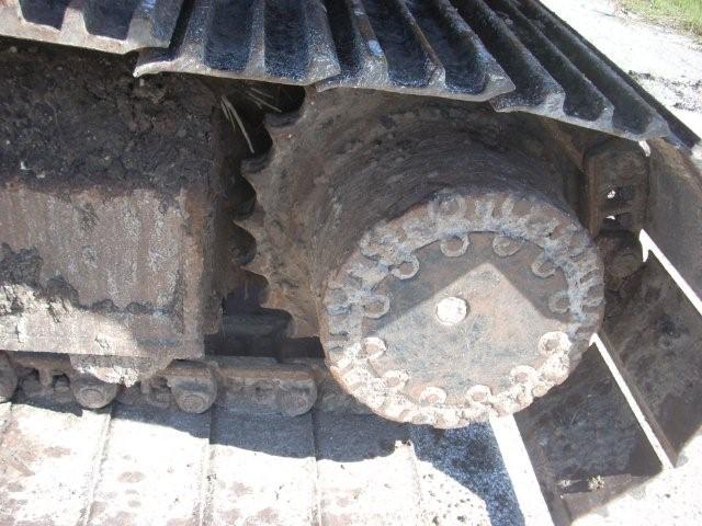 Hitachi UH083 Crawler Excavator, Year: 1984 — photo 5