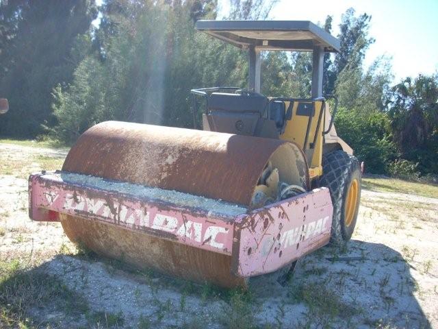 Dynapac CA252D Year: 1998 Single Drum Compactor — photo 4