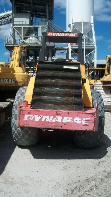 Dynapac CA251D Year: 1997 Single Drum Roller — photo 4