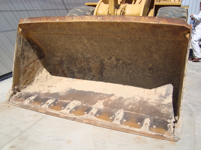 CAT 950B Year: 1988 Wheel Loader - Excellent Condition !! — photo 2