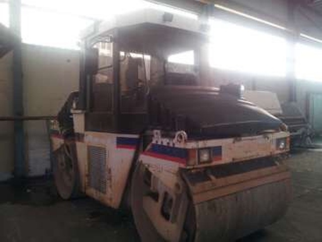 CAT CB544 Year: 2000 Tandem Roller — photo 3