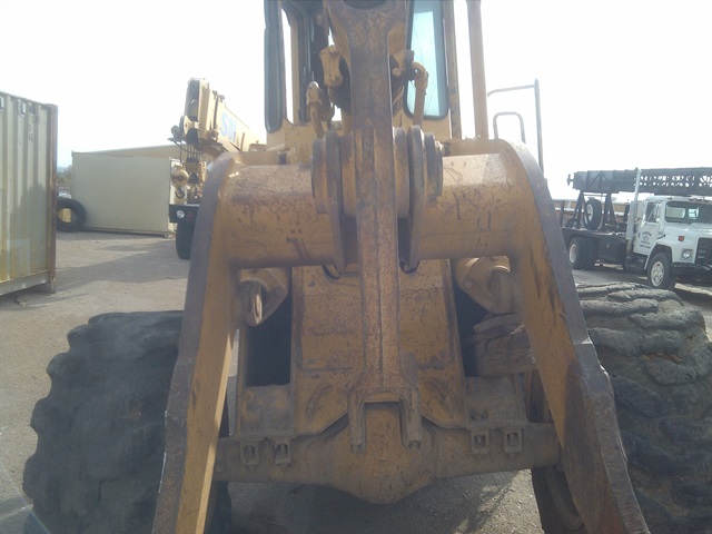 CAT 950B Wheel Loader with Diesel Pump Problem — photo 2