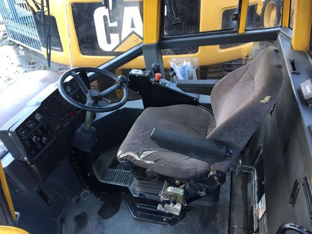 Dynapac CA302D Year: 1998 Single Drum Compactor with CAB — photo 2