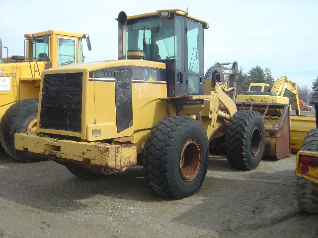 CAT 938G Year: 1998  Wheel Loader — photo 4