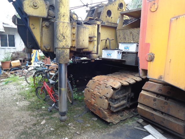 Hitachi PD100 Pile Driver Year: 1982 — photo 2