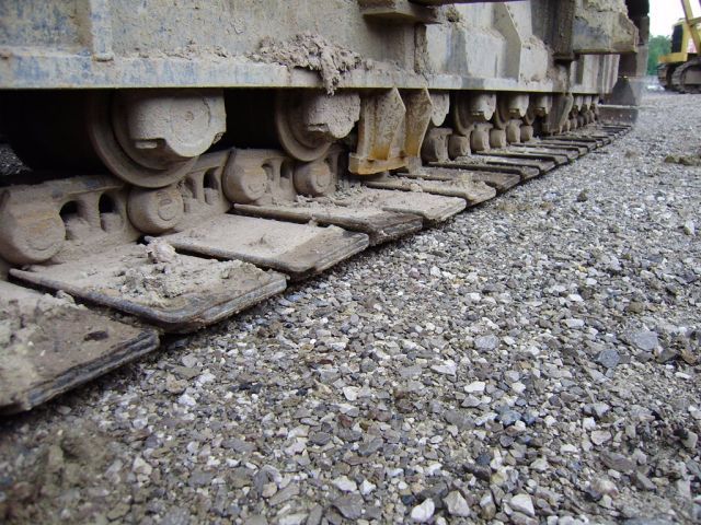 Hitachi KH125-2 Year: 1985 Crawler Crane — photo 17