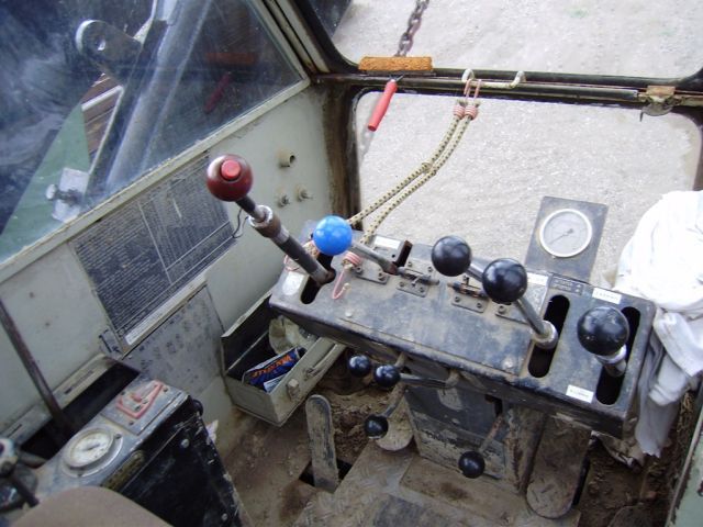 Hitachi KH125-2 Year: 1985 Crawler Crane — photo 5