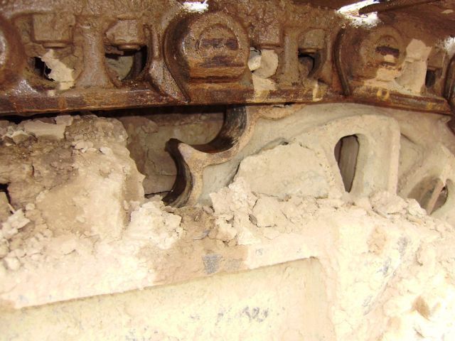 Hitachi KH125-2 Year: 1985 Crawler Crane — photo 8