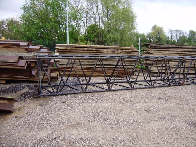 Hitachi KH125-2 Year: 1985 Crawler Crane — photo 12