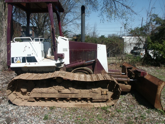 CAT D3C-LGP Year: 1993 Bulldozer — photo 3