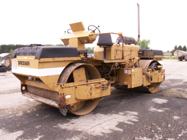 Dresser VOS266B Year: 1987 Tandem Roller — photo 2