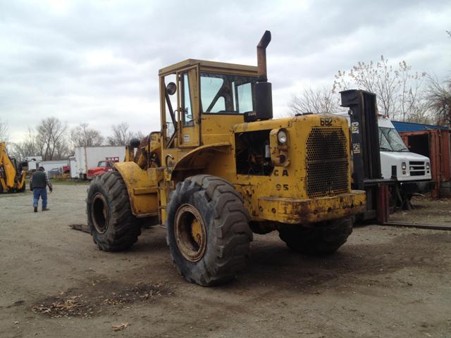 CAT 950 Wheel Loader — photo 2
