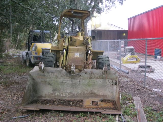 CAT 910 Year: 1989 Wheel Loader — photo 4
