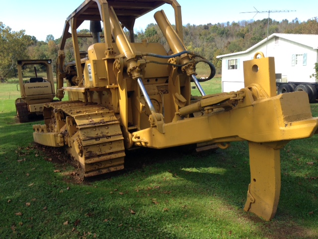 Used CAT D8H Bulldozer — photo 3