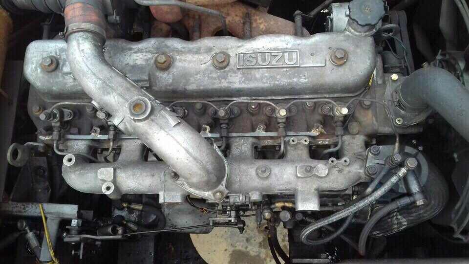 Hitachi EX200-1 Crawler Excavator — photo 5