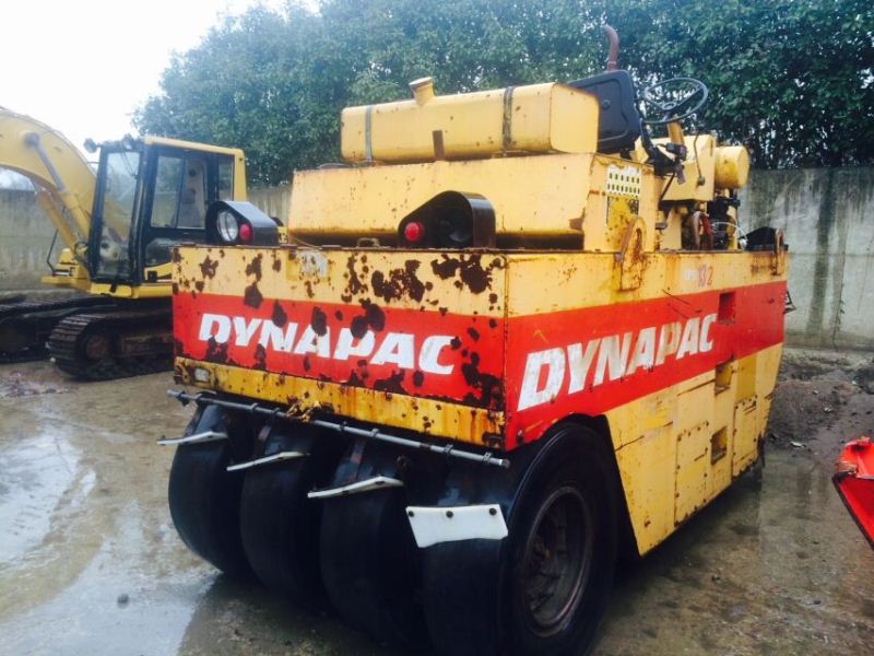 Dynapac CP22 Year 1996 Pneumatic Tire Roller — photo 2