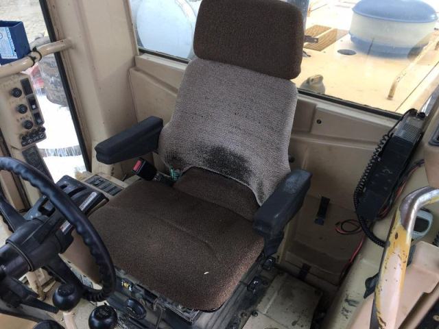 CAT 140H Motor Grader with Rear Ripper Year 1997 — photo 4