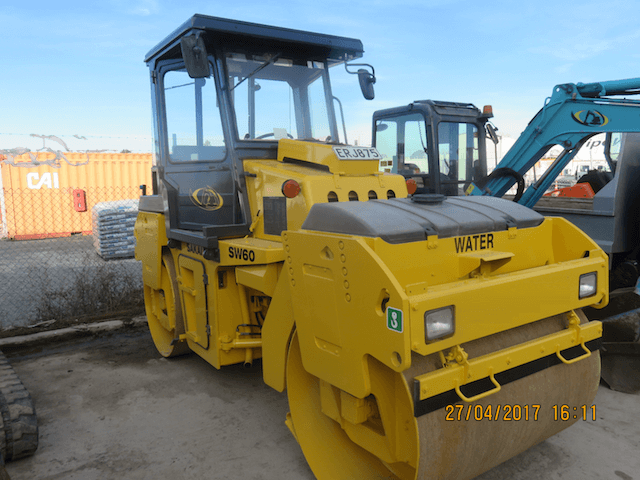Sakai SW651 Tandem Roller — photo 6