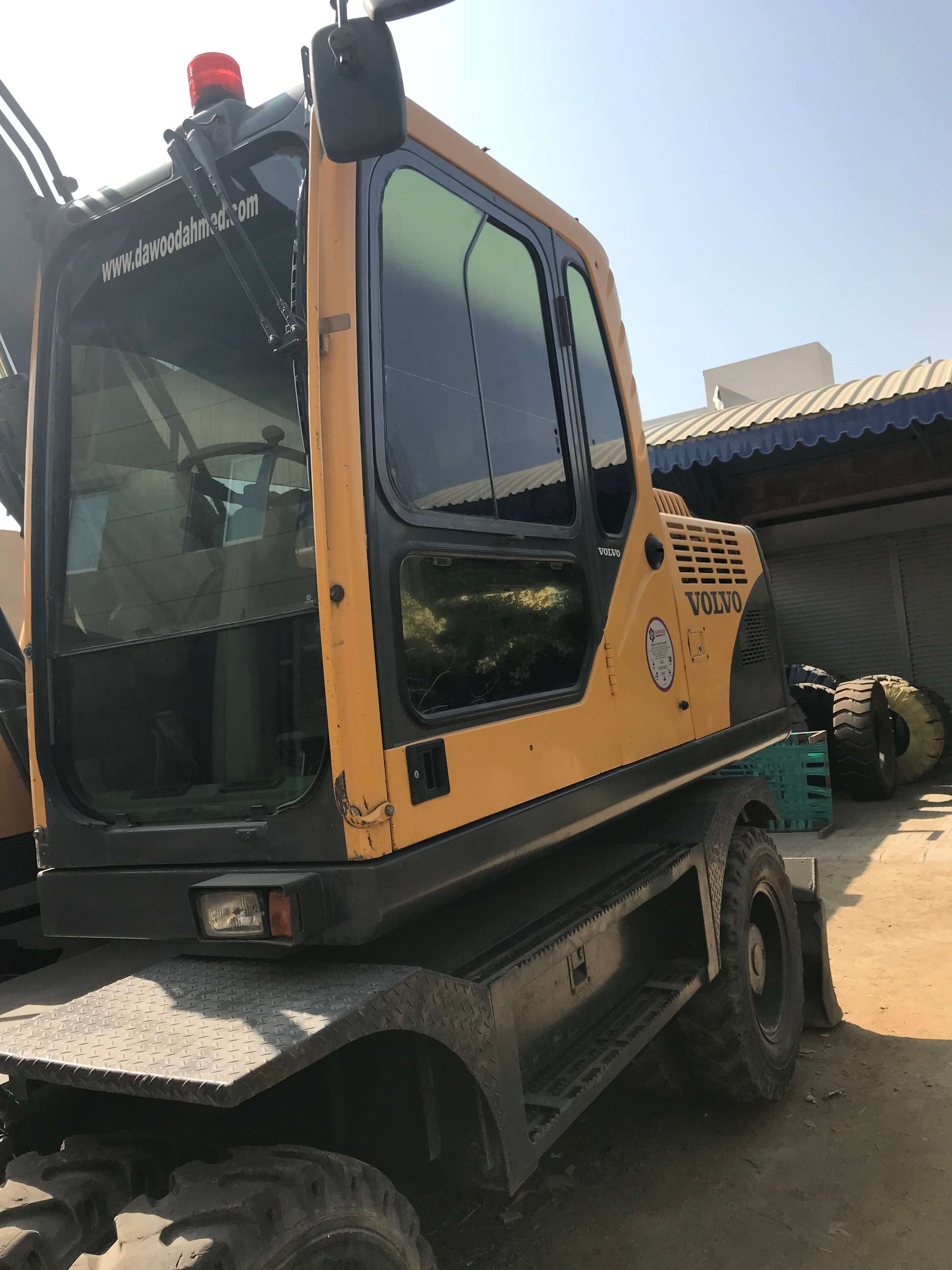 Volvo E145BW Wheeled Excavator Year 2006 — photo 2