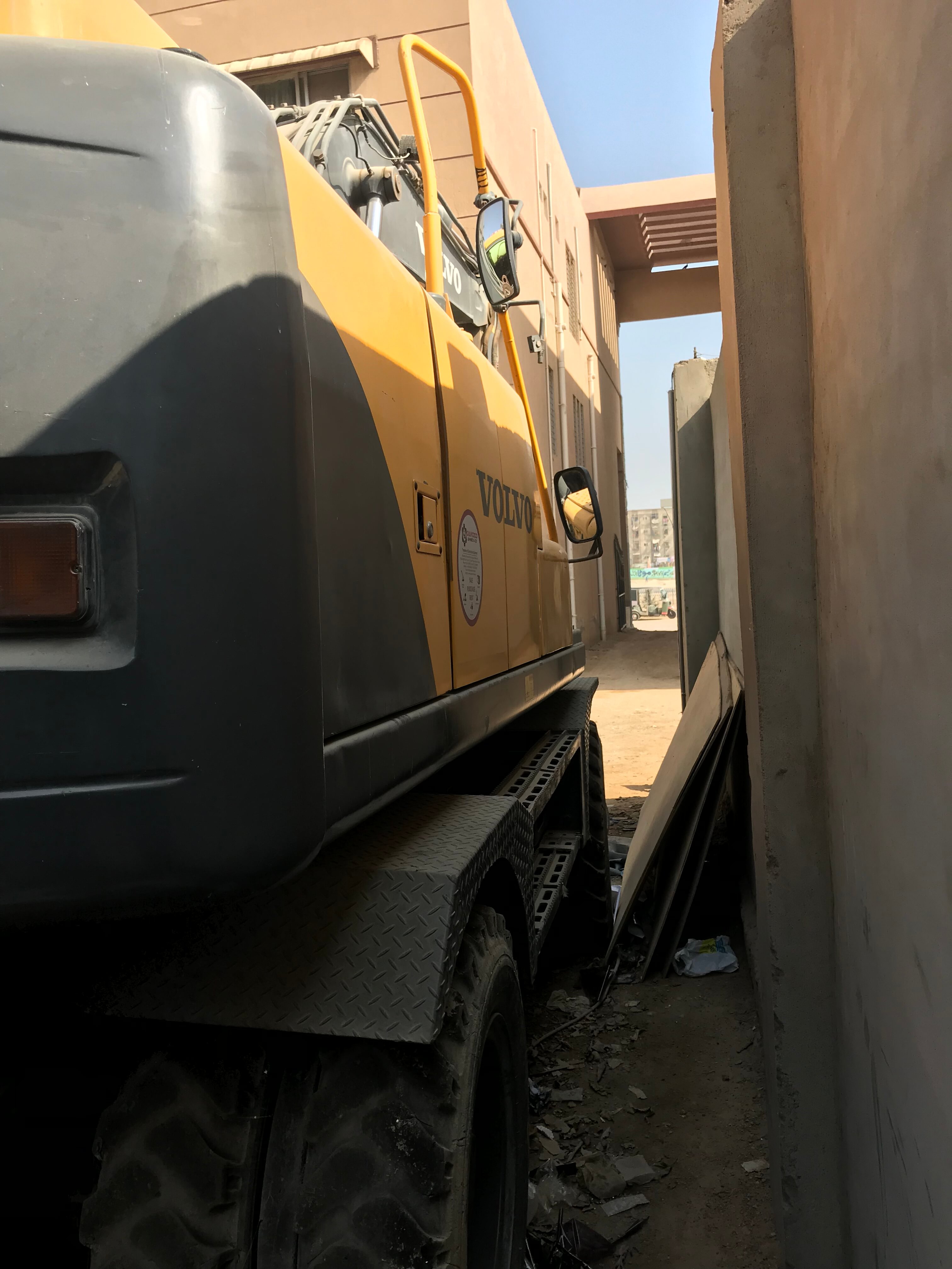 Volvo E145BW Wheeled Excavator Year 2006 — photo 6