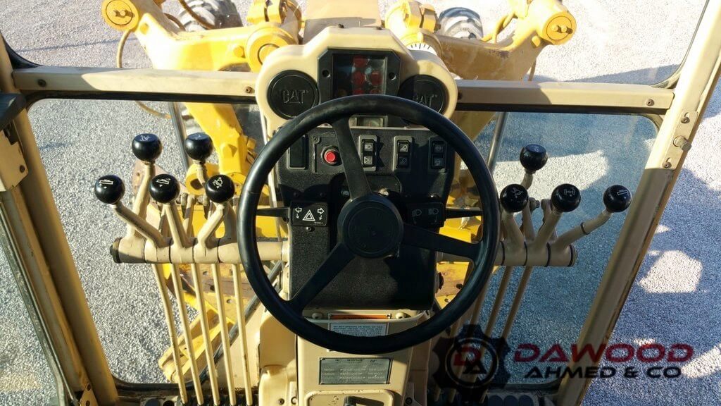 CAT 140H Motor Grader Year: 1997 — photo 3