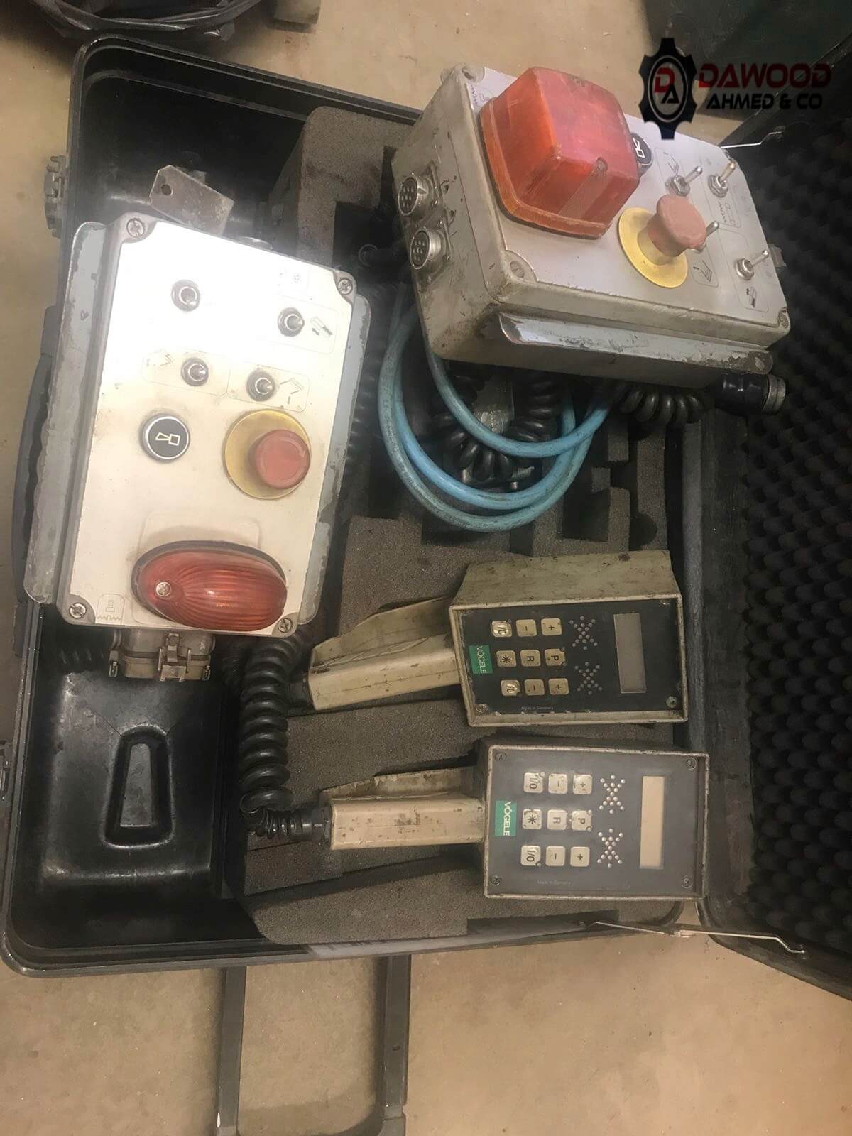 Vogele Asphalt Finisher S1900-1 with 8m Paving Width — photo 6