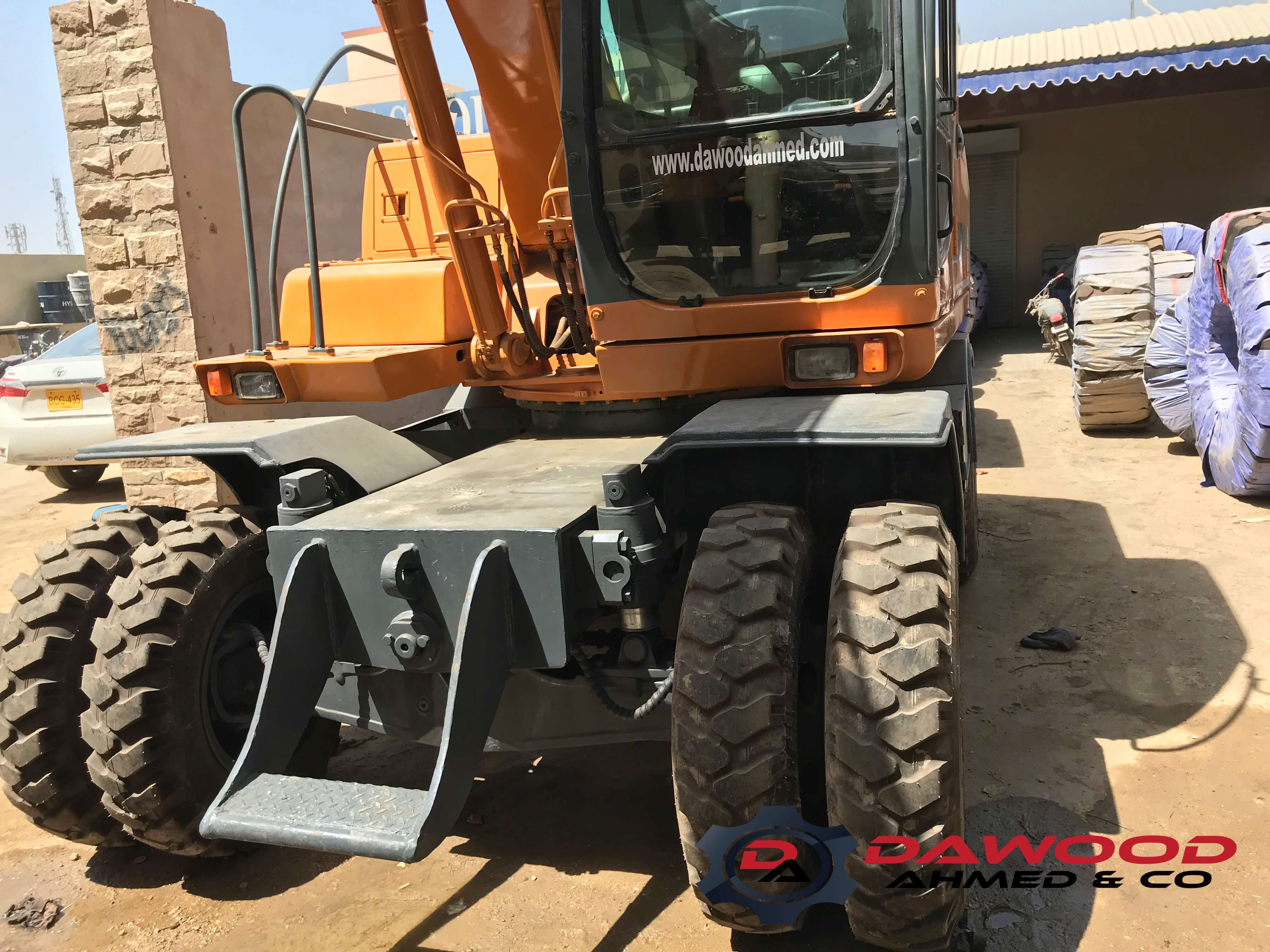 Samsung MX135WS Wheel Excavator, Year: 1999 comes with Brand New Tires — photo 2