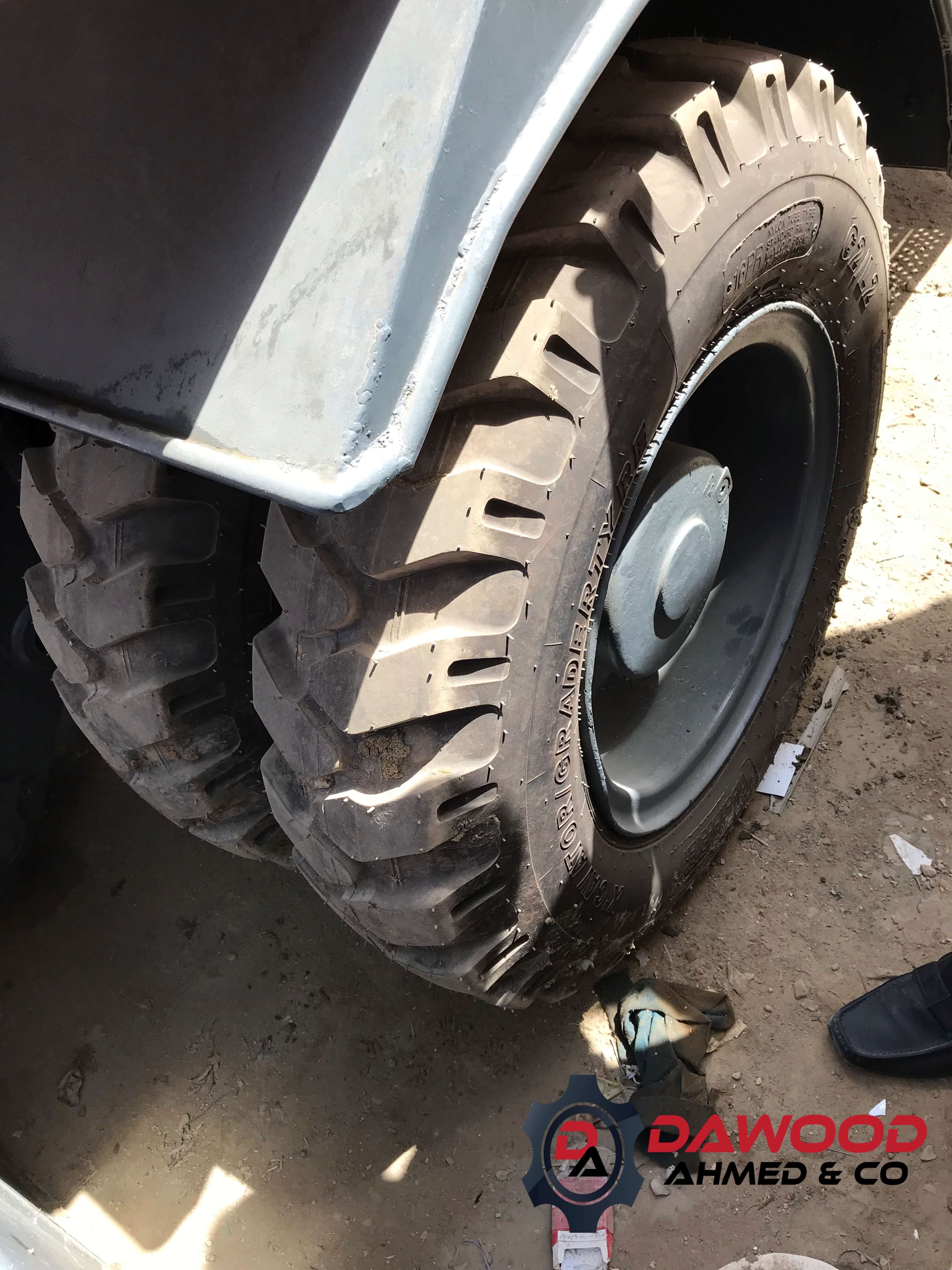 Samsung MX135WS Wheel Excavator, Year: 1999 comes with Brand New Tires — photo 9