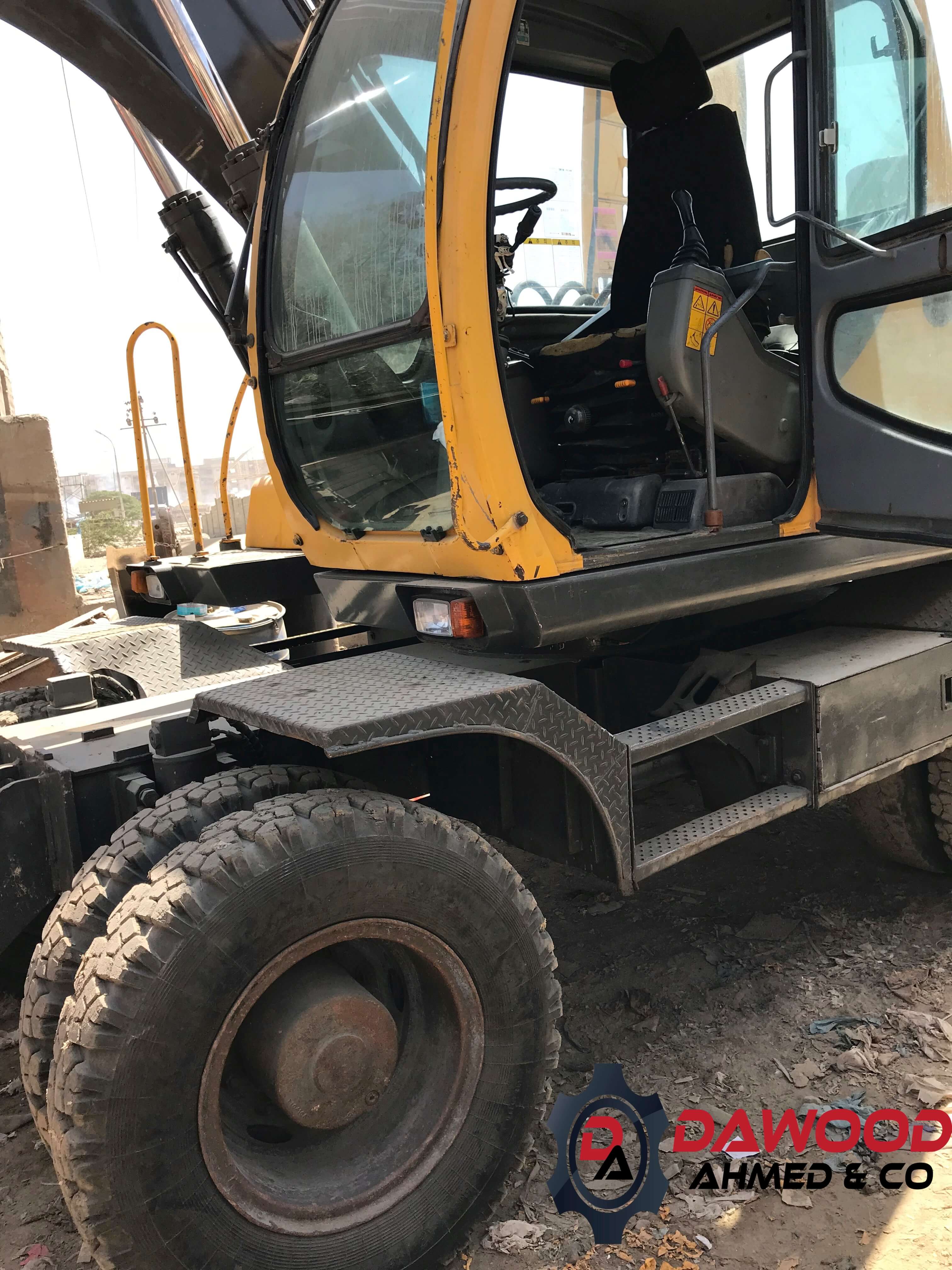 VOLVO EW130C Wheeled Excavator, Year: 2004 — photo 5