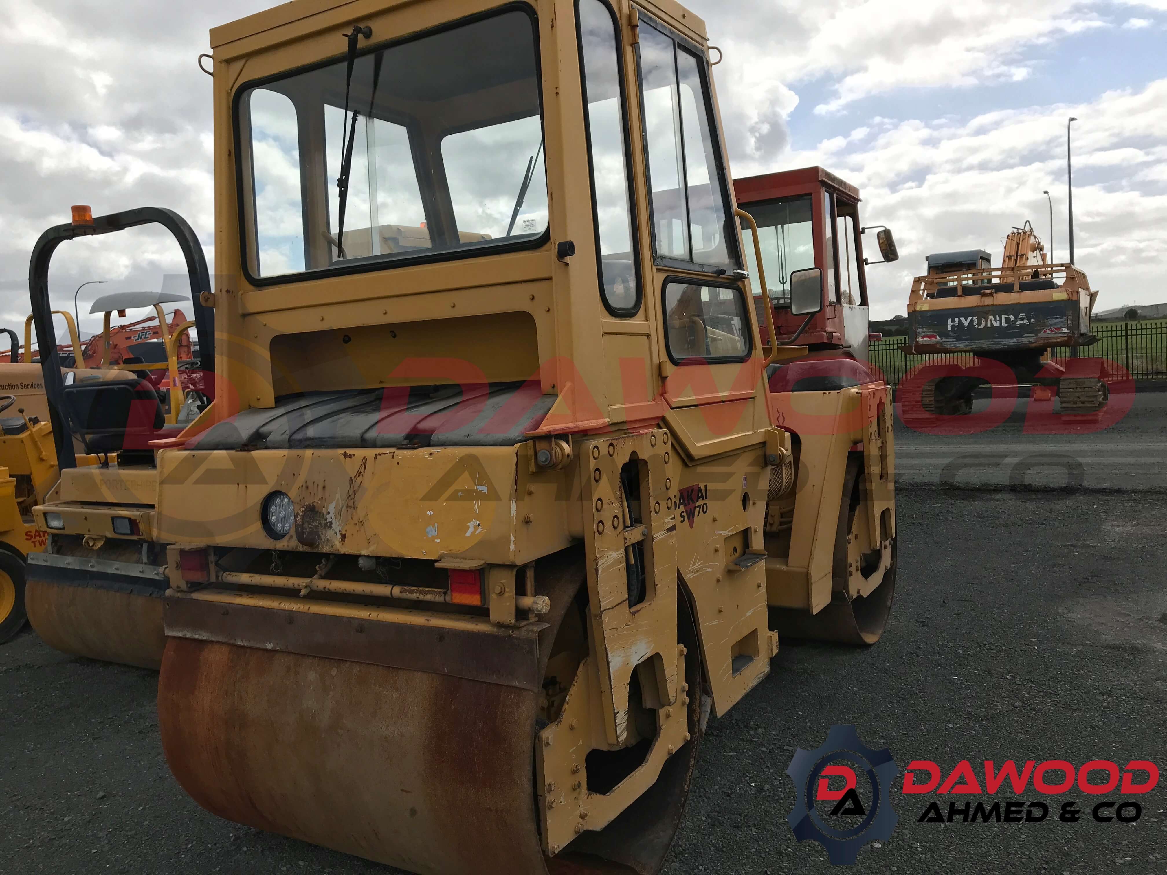 Sakai SW70 Tandem Roller with CAB — photo 3