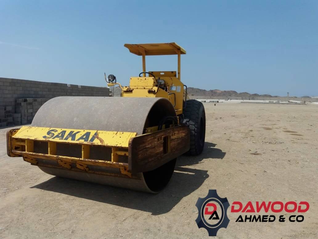 Sakai SV510D Single Drum Compactor, 6 Cyl Isuzu Engine — photo 2