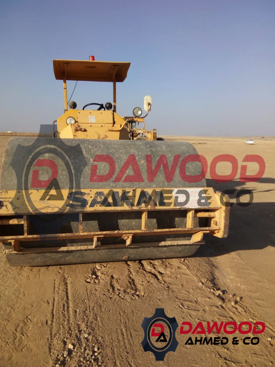 Used Sakai SV510D Compactor - 6 Cylinder Isuzu Engine - Year: 2000up — photo 3