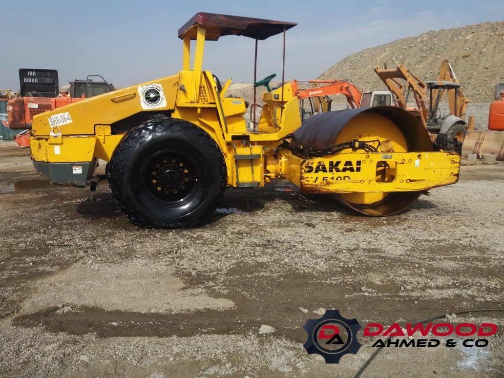 SAKAI SV510D Single Drum Compactor, Year: 2006, 6 Cylinder Isuzu Engine — photo 4