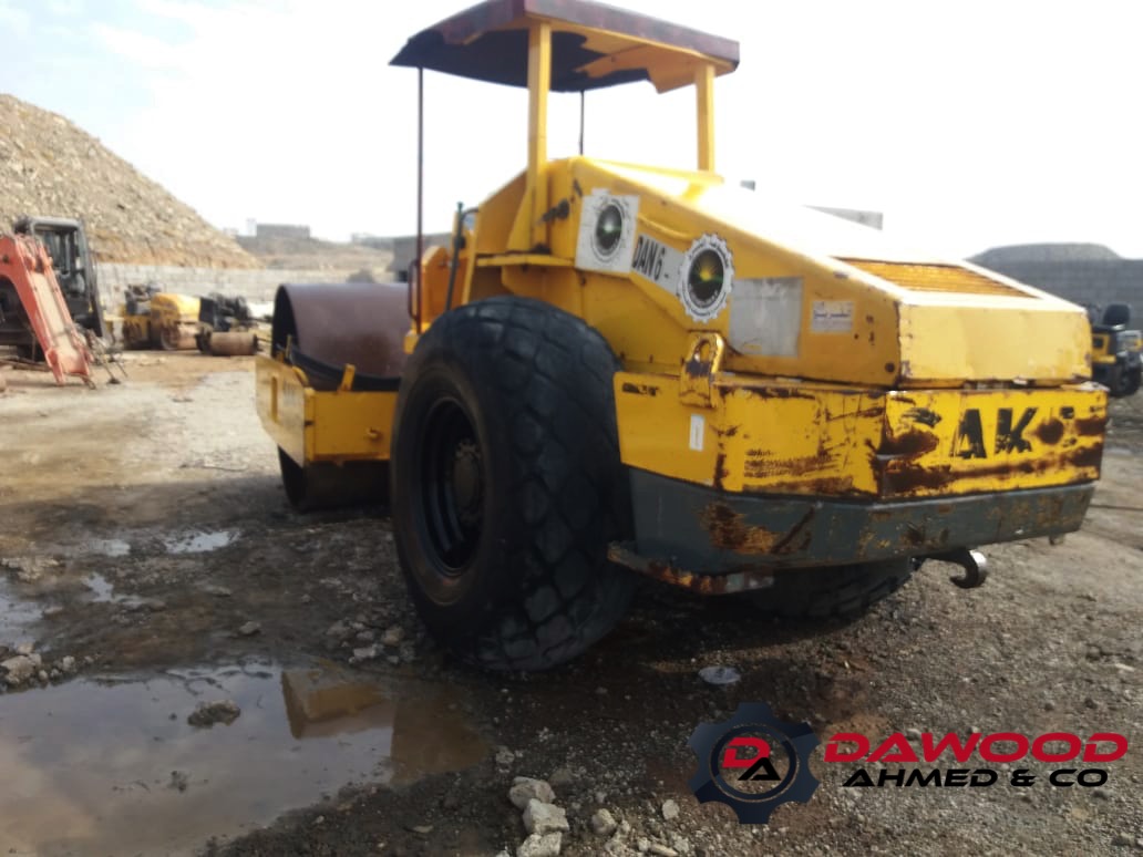 SAKAI SV510D Single Drum Compactor, Year: 2006, 6 Cylinder Isuzu Engine — photo 5