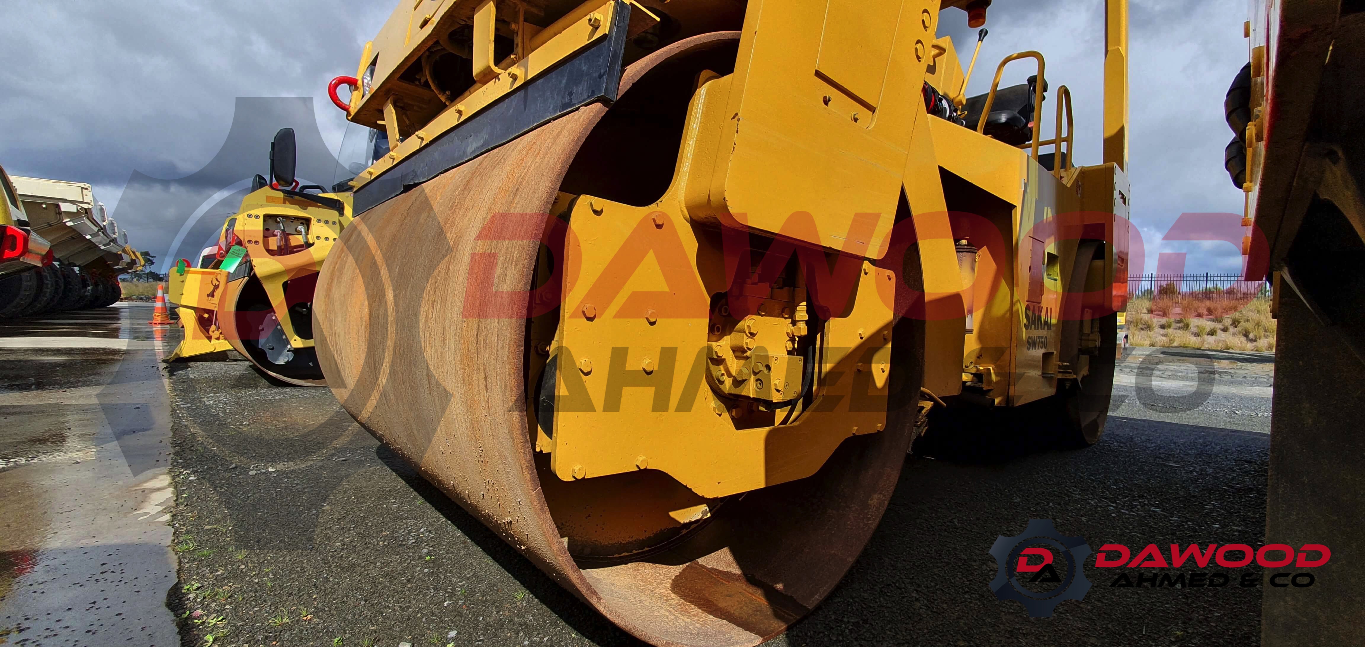 Sakai SW750 Tandem Roller - Super Clean — photo 3