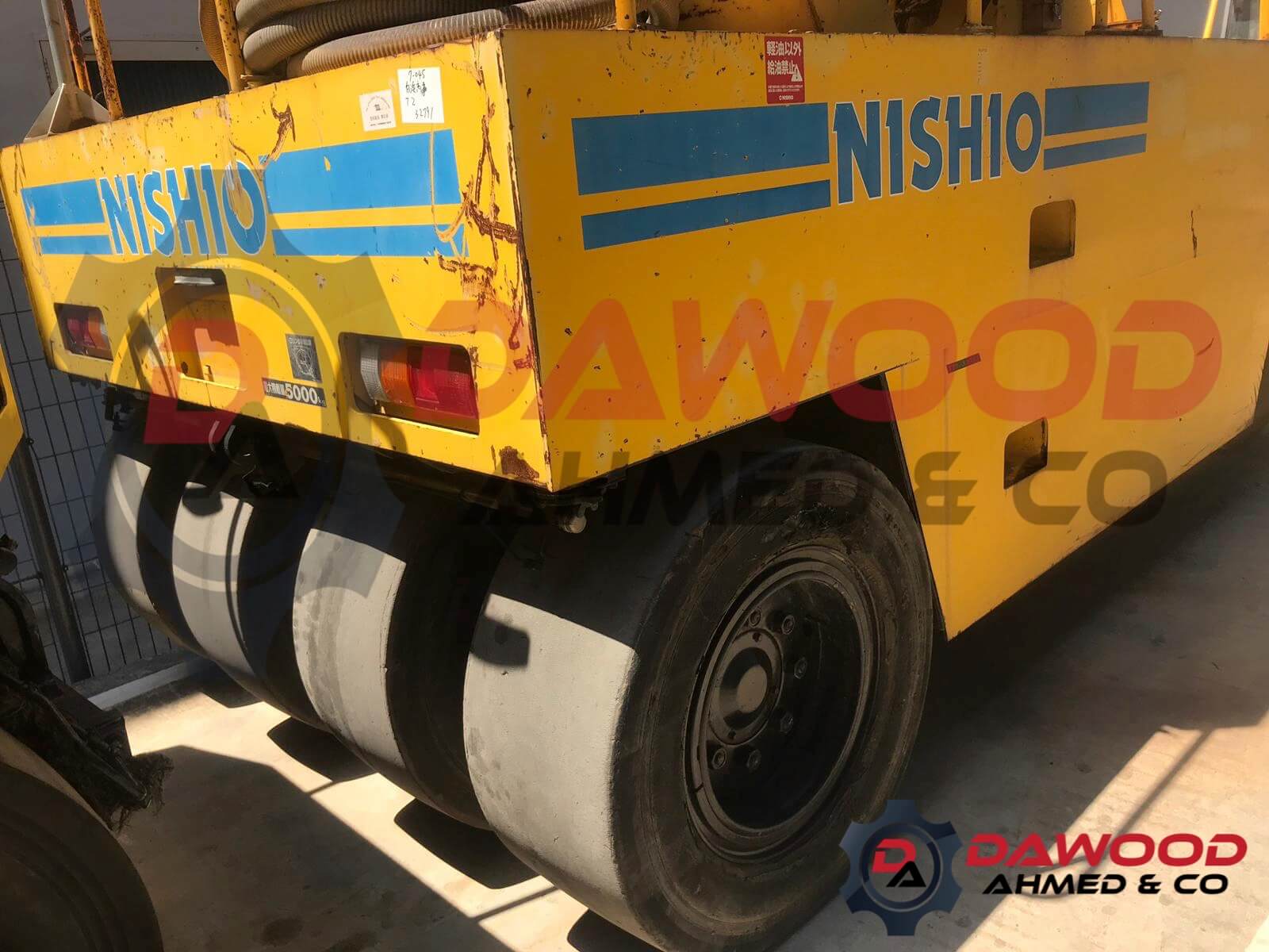 Sakai T2 Pneumatic Tire Roller — photo 4