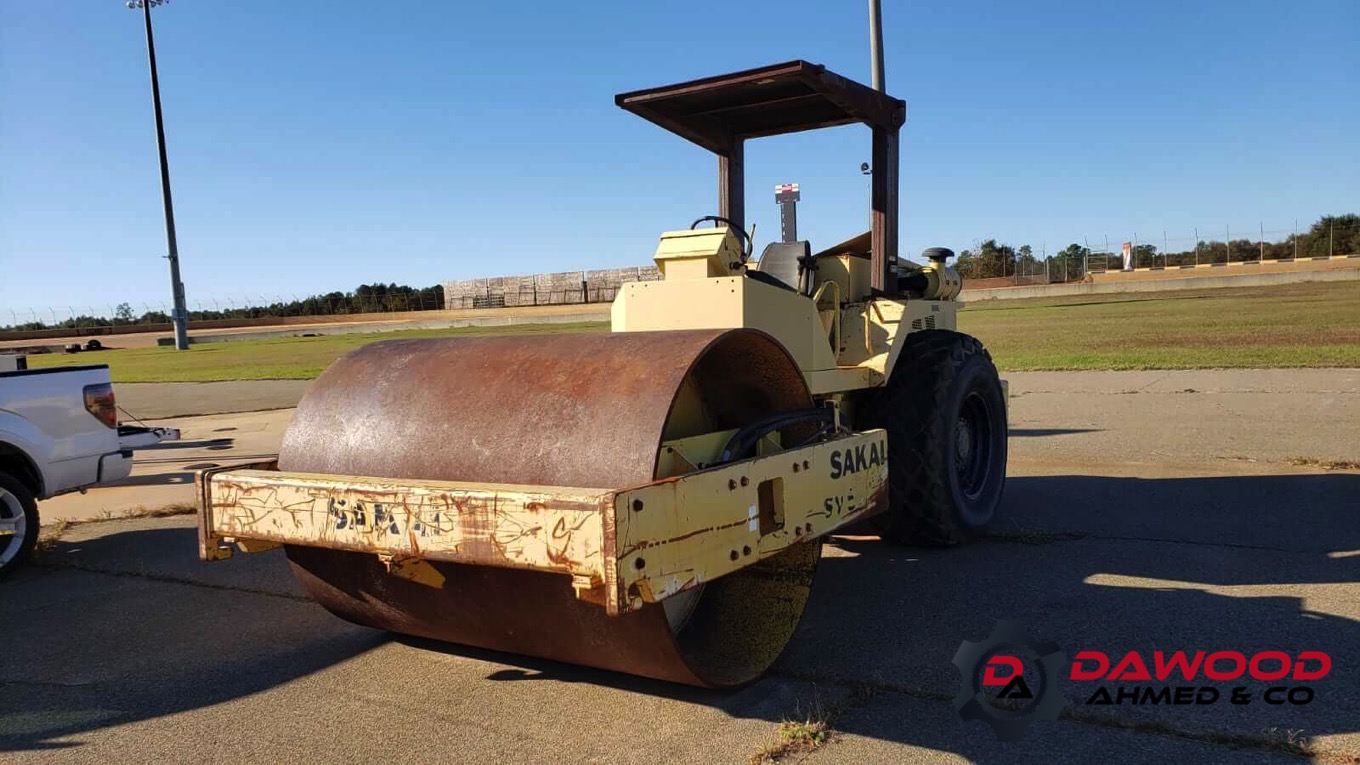 Used Sakai SV500D Vibration Roller — photo 2