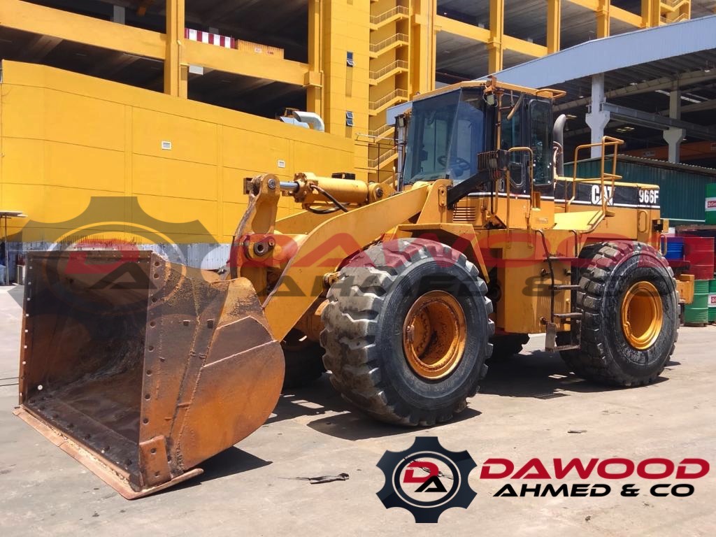 CAT 966F-II Wheel Loader - Very Good Condition - Japan Origin — photo 3