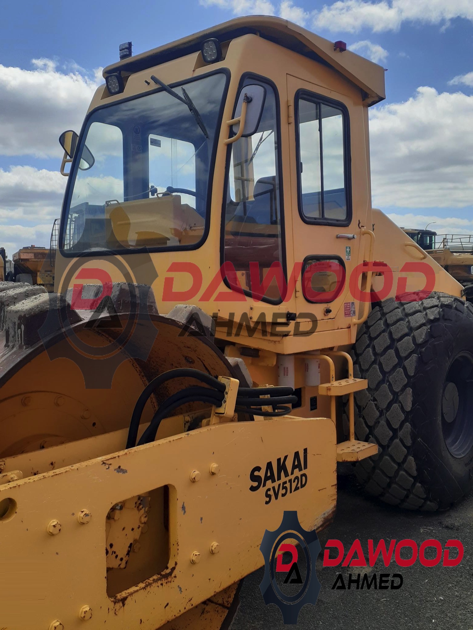 Sakai SV512T Padfoot with Cabin Year: 2008 — photo 2